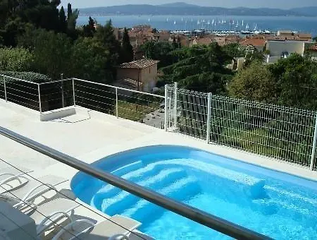 La Mangouste Apartment